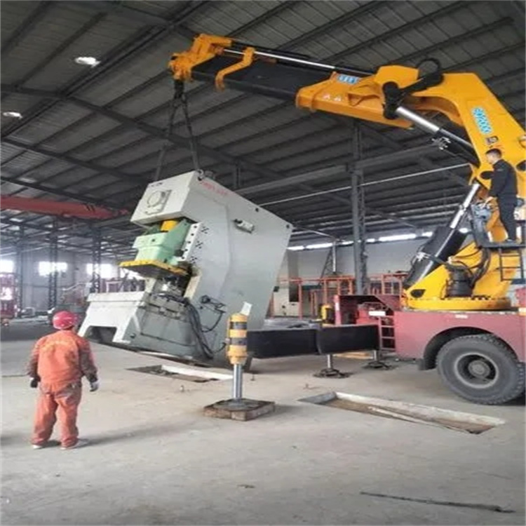 太康80吨折臂吊车出租附近电话