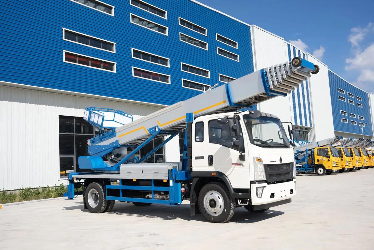 太康出租云梯车高空作业车 建筑垃圾搬运